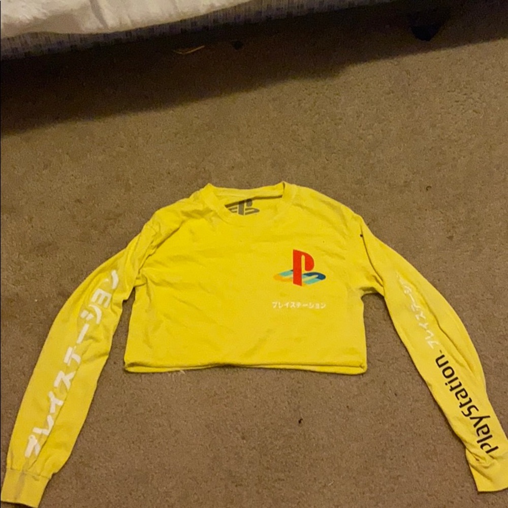 Yellow ps4 shirt